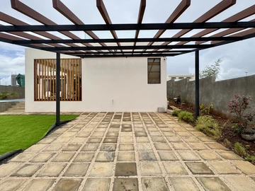 4 Bedroom Villa