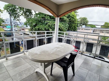 Appartement de 6 Chambres
