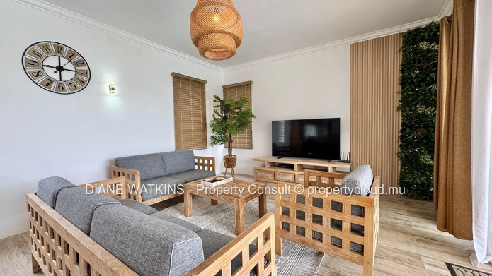 Villa moderne de 4 chambres à louer à Flic en Flac avec piscine privée