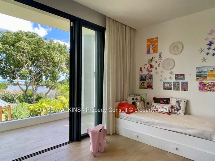 Villa Contemporaine avec des Vues Imprenables.