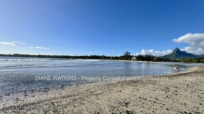 Recently Renovated 2-Bedroom Apartment for Short-Term Rental in the Heart of Tamarin
