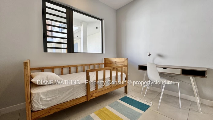 Furnished Apartment for Rent in Cascavelle – Balcony, Pool & Smart City Living