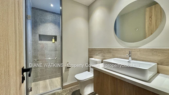 3-Bedroom Ground Floor Apartment for Rent in Tamarin