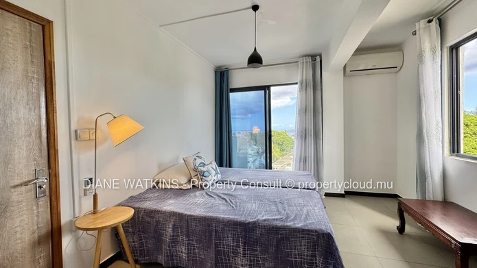 Appartement spacieux avec vue mer et piscine partagée à vendre à Flic en Flac