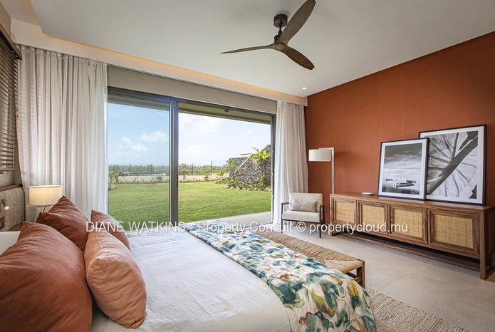 For Sale - Chic Upscale Villa with Sea Views at Anahita