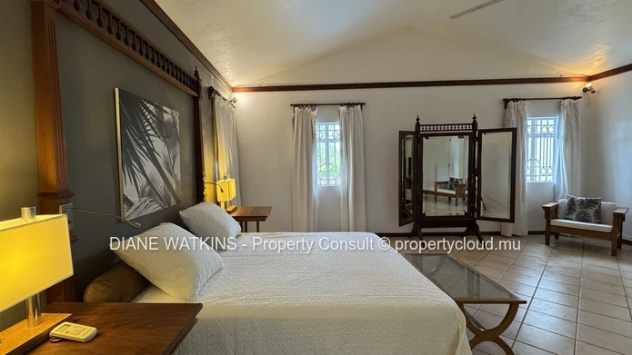 Elegant and Spacious Family Home for Rent in Black River