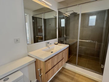 Townhouse, Duplex de 3 Chambres