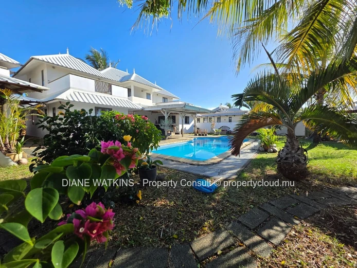 Spacious 6-Bedroom Furnished Villa with Guest House, Private Pool & Garden in Prime Residential Area