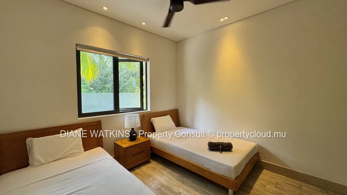 À Vendre - Spacieux Duplex à La Balise Marina