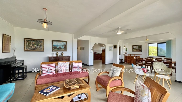 Appartement spacieux avec vue mer et piscine partagée à vendre à Flic en Flac