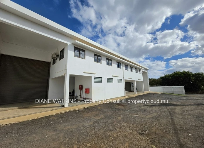 Warehouses for Rent in Bambous – Secure Industrial Space with Office, Storage Yard & Excellent Highway Access