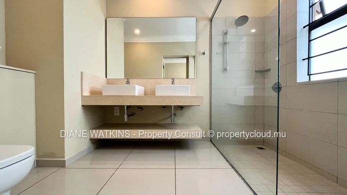 A Vendre - Penthouse Pieds dans l'Eau à Tamarin