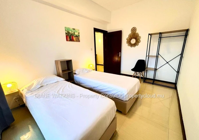 To Rent - Spacious and Bright Apartment in the Heart of La Preneuse 