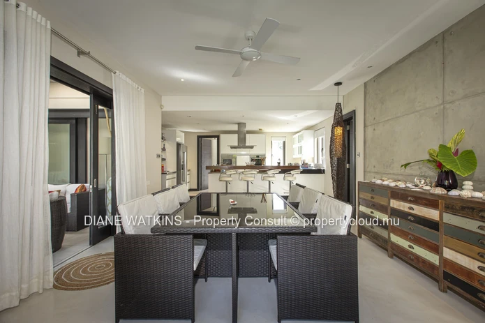 A Vendre - Luxueuse Villa de 5 Chambres à Anahita