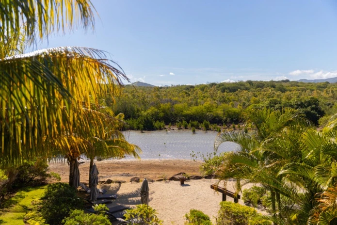 Beachfront Apartment – Private Residential Islet In Rivière Noire
