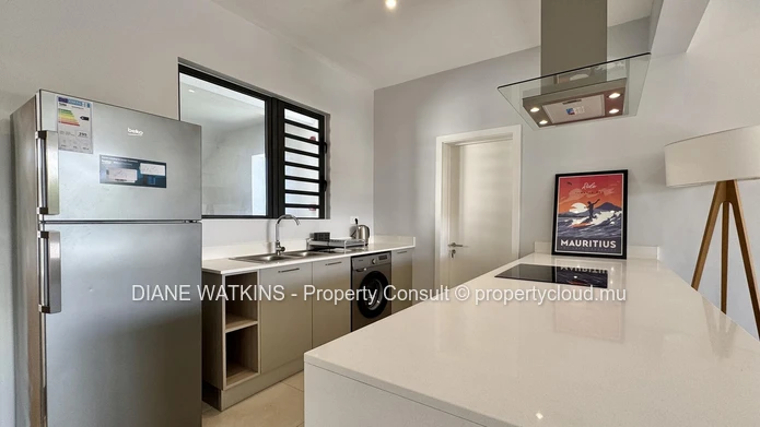 Furnished Apartment for Rent in Cascavelle – Balcony, Pool & Smart City Living