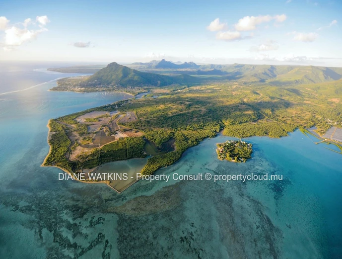 Villa de Luxe avec Vue sur le Golf et la Mer.