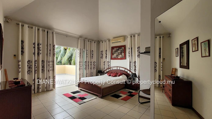 A Vendre - Grande villa familiale dans un quartier calme de Tamarin