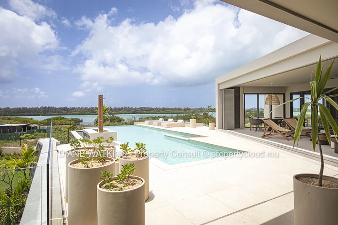 For Sale - Chic Upscale Villa with Sea Views at Anahita