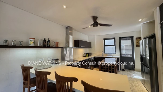 À Vendre - Spacieux Duplex à La Balise Marina