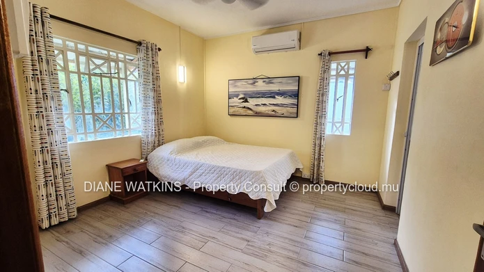 Maison Meublée de 3 Chambres à Vendre près de Blue Bay, Île Maurice – Piscine, Jardin Tropical et Opportunité d’Inves...