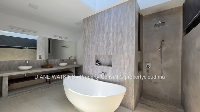 À Vendre – Villa 4 Chambres à Azuri, Île Maurice
