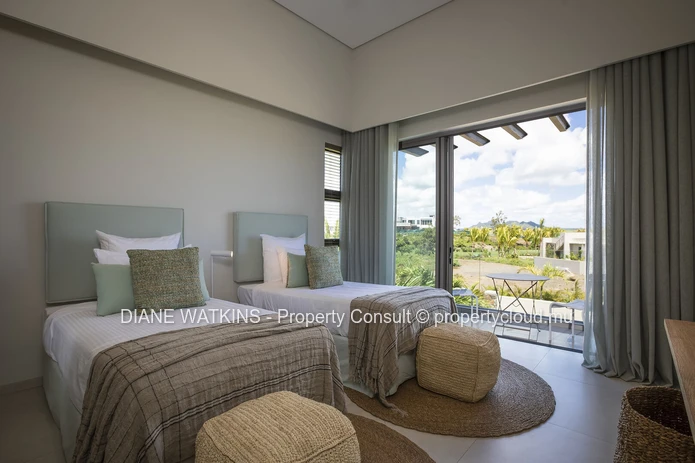 FOR SALE - Modern and Luxurious 4 Bedroom Duplex in Anahita