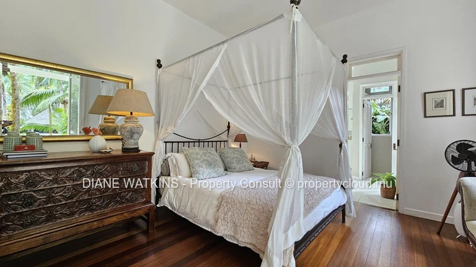Grande maison de 5 chambres a Vendre a Moka Ile Maurice