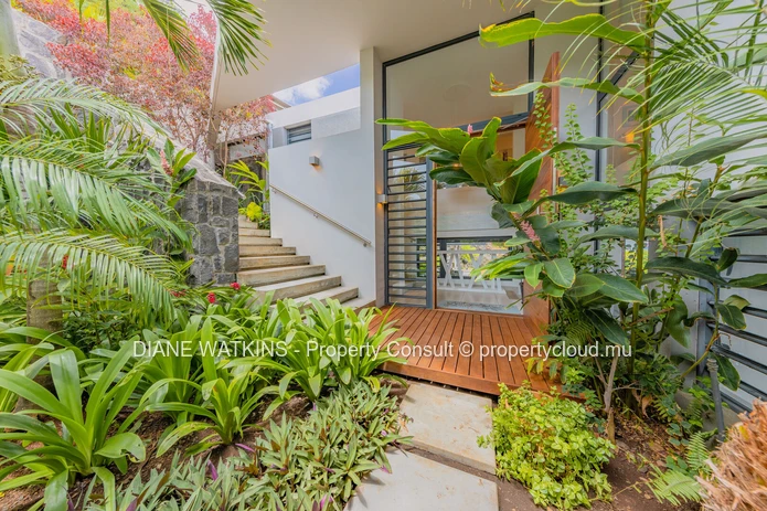 Elevated Sea-View Villa with 4 En Suite Bedrooms, Studio and Lift in Rivière Noire