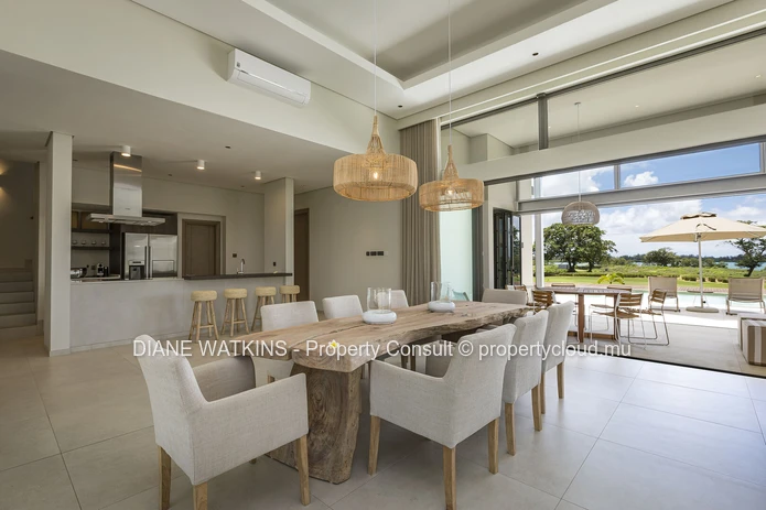 FOR SALE - Modern and Luxurious 4 Bedroom Duplex in Anahita