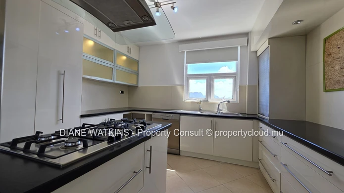 Exceptional Apartment for Sale – Quatre Bornes