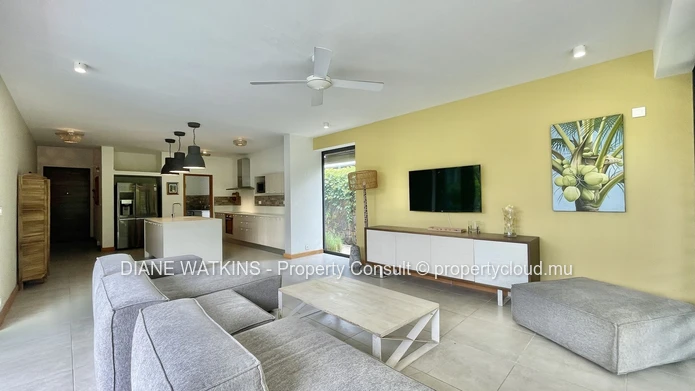 À Vendre  - Villa Spacieuse à La Preneuse