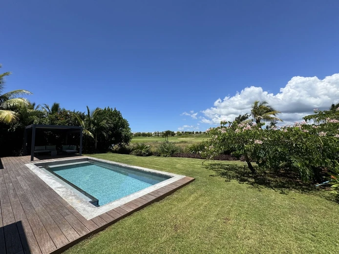 À Vendre – Villa 4 Chambres à Azuri, Île Maurice