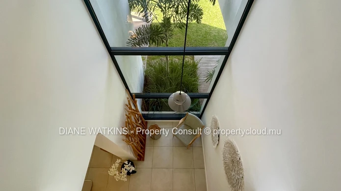 Villa Contemporaine avec des Vues Imprenables.