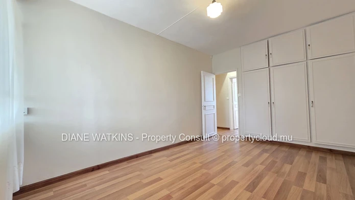  fully furnished 3-bedroom apartment in Curepipe