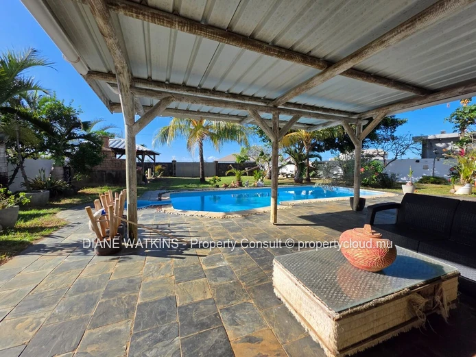Spacious 6-Bedroom Furnished Villa with Guest House, Private Pool & Garden in Prime Residential Area