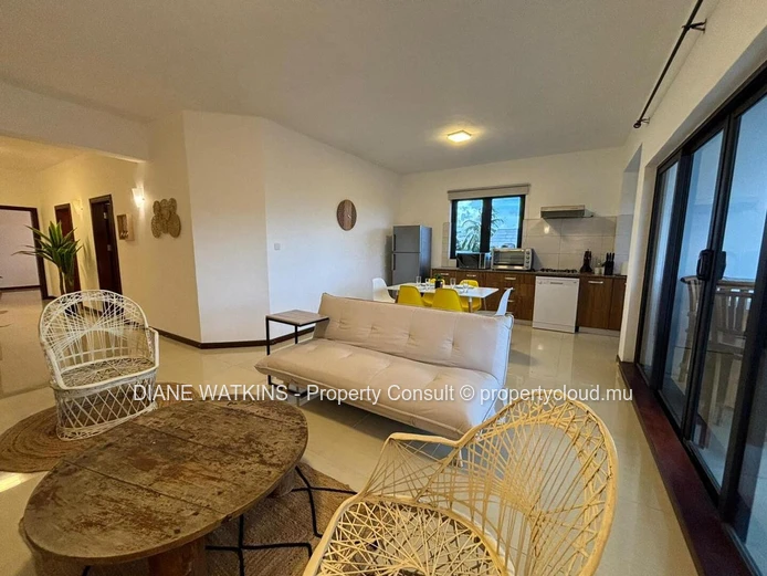 To Rent - Spacious and Bright Apartment in the Heart of La Preneuse 