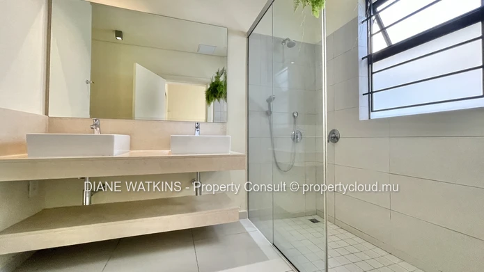 À Vendre - Appartement Pieds dans l’Eau