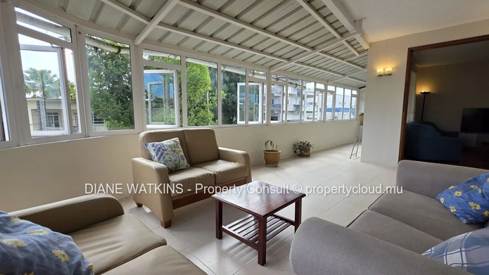  fully furnished 3-bedroom apartment in Curepipe