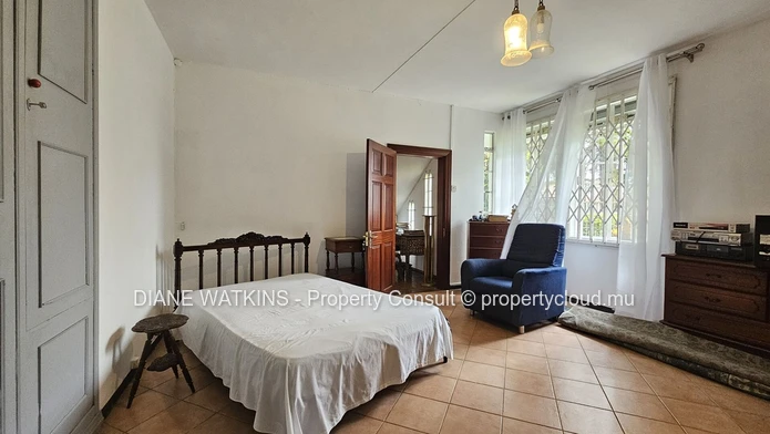 Spacious 4-Bedroom House for sale in Curepipe