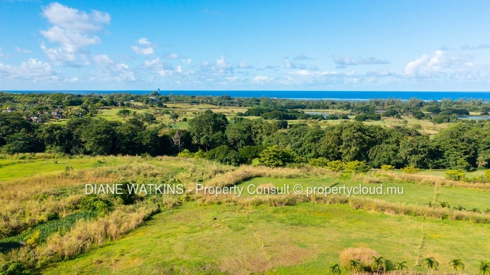 À Vendre - Parcelle Vue Mer dans un Domaine de Golf