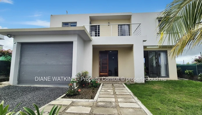 Modern Family Home in a Quiet Residential Neighbourhood – 4 Bedrooms