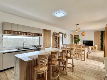 4 Bedroom Villa