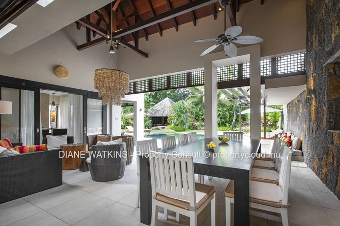 A Vendre - Luxueuse Villa de 5 Chambres à Anahita