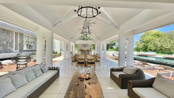 A Vendre - Villa d’Exception dans un Domaine Résidentiel à Petite Rivière Noire