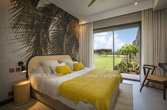For Sale - Chic Upscale Villa with Sea Views at Anahita