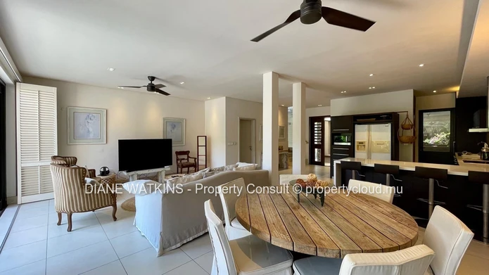 Superbe duplex au bord de l'eau