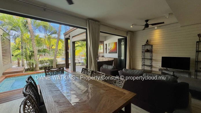 À Vendre - Spacieux Duplex à La Balise Marina