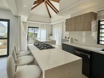4 Bedroom Villa