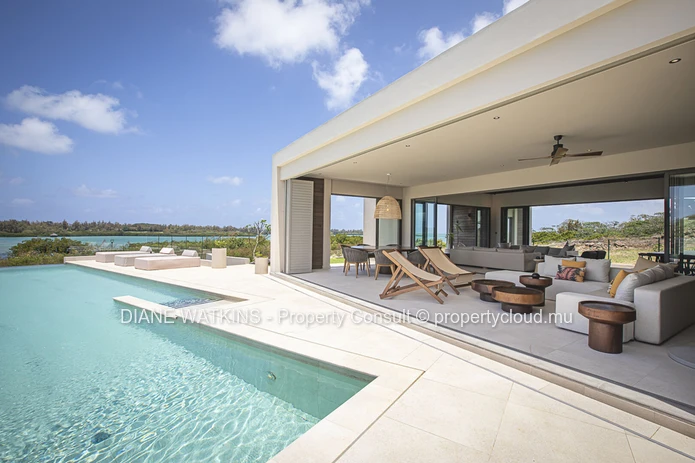 For Sale - Chic Upscale Villa with Sea Views at Anahita